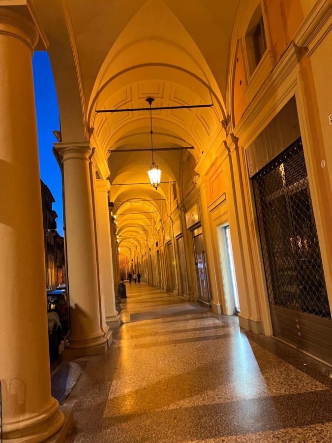 Moonlight Centro Bologna Hotel Exterior photo
